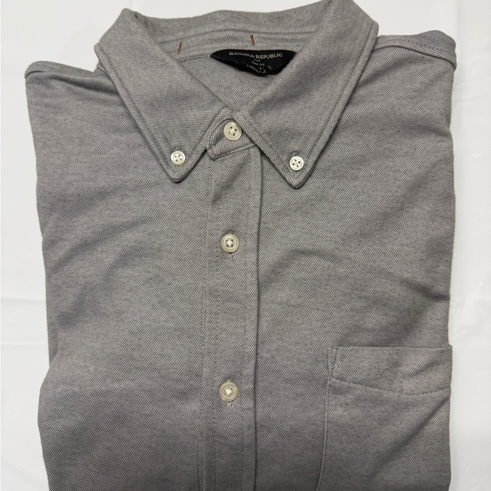 Banana Republic Men's Light Gray Button-Down Shirt